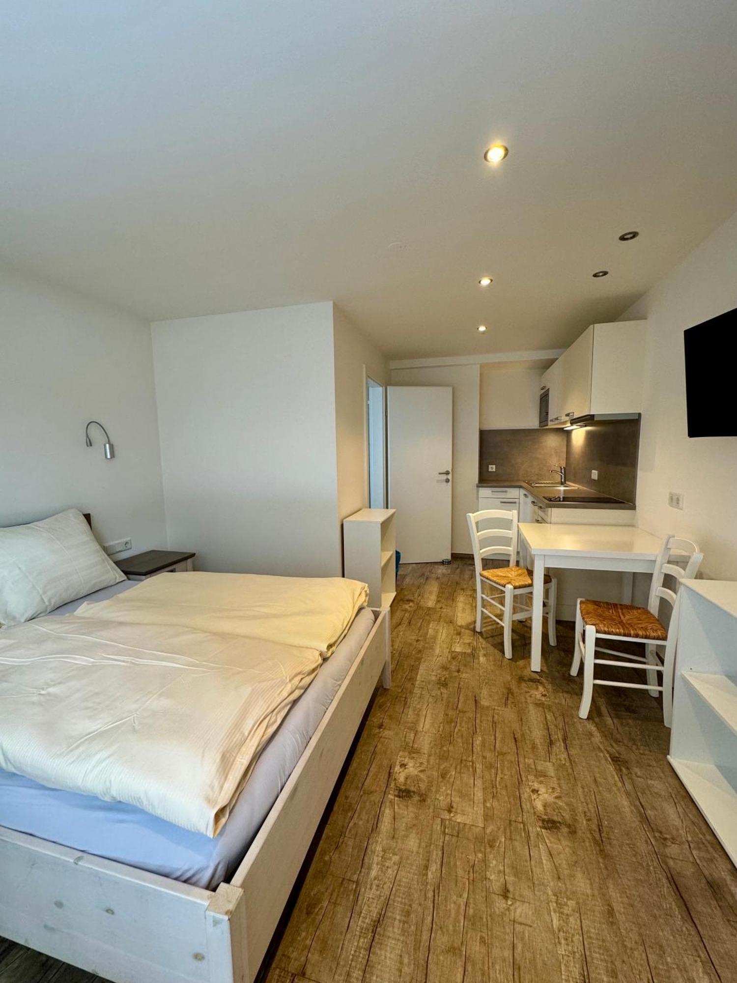 Skill Mountain Lodge - Ski Und Bike Hostel Im Sommer Mit Joker Card Зальбах-Хинтерглемм Экстерьер фото