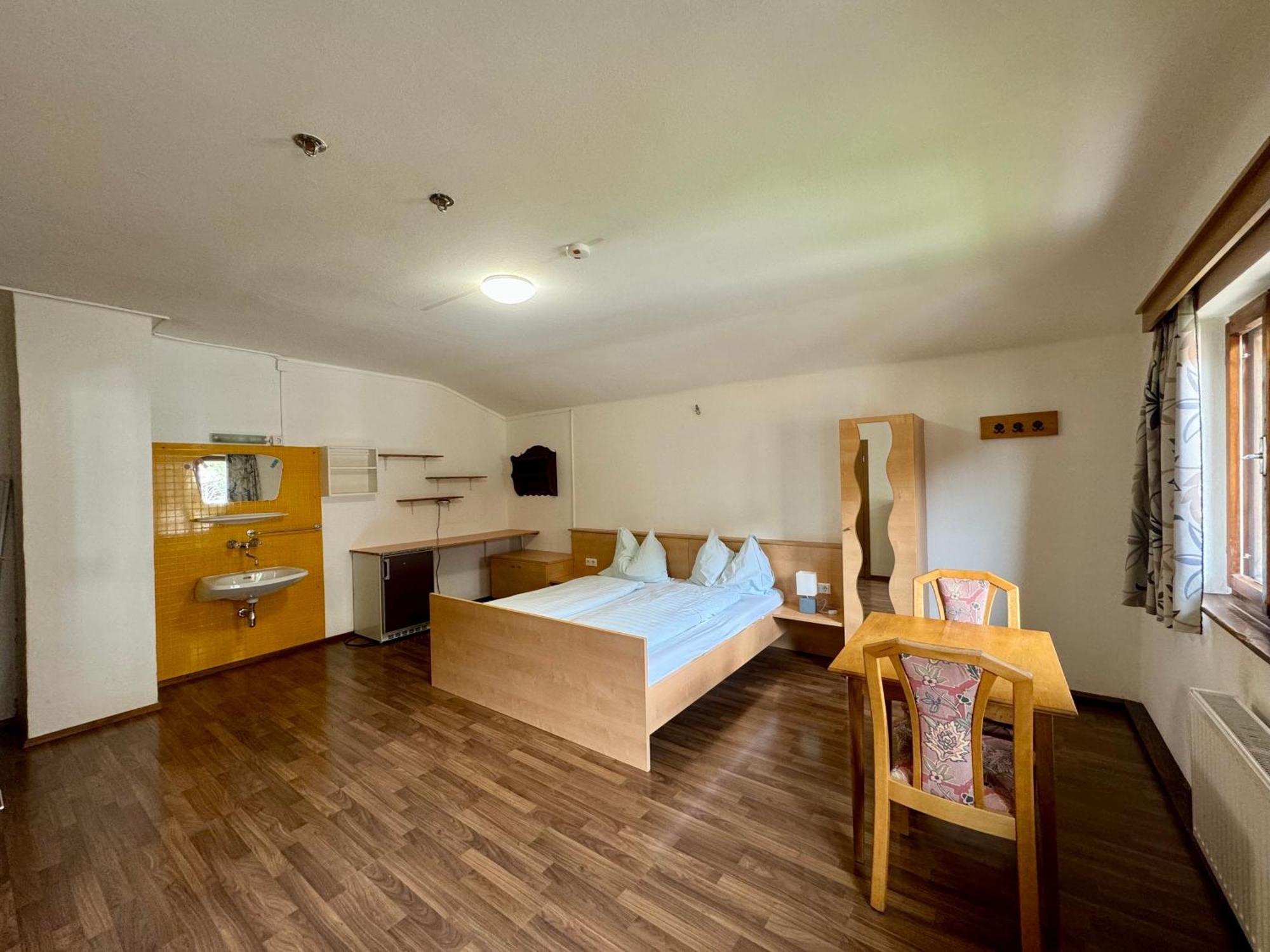 Skill Mountain Lodge - Ski Und Bike Hostel Im Sommer Mit Joker Card Зальбах-Хинтерглемм Номер фото